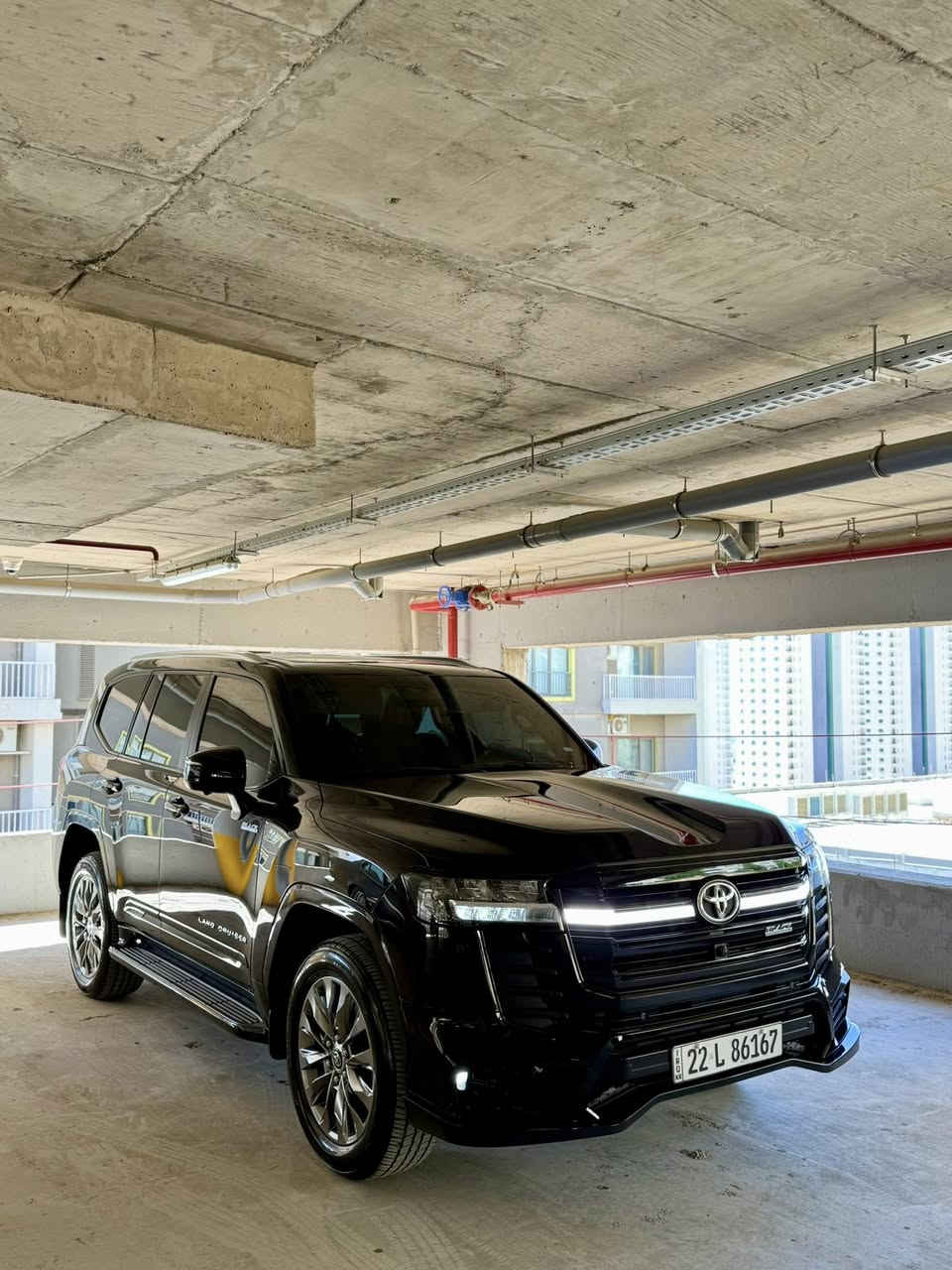 Land Cruiser 2024. V6 GXR BLACK.EDITION. LIMITED 🔥(SAS)
تويوتا  لاندكروزر ساز 2024بلاك ئیدەیشن
* ⁠الفئة:BLACK.EDITION.LIMITED / GXR ام ضمان
* العداد ( 44 الف كم )
* ⁠ضمان تويوتا العراق ساز شاشات تطبيق
* رقم أربيل بأسمي
* اللون : اسود
* محرك 6 سلند ()
* عدتها مال الشركه بالكامل موجوده 
على وضعهن مع 2 بصمة1 ‏بصمة موجود بالشركة
* بصمة تشغيل عن بعد
* بصمات ابواب 
* اناره خارجيه ترحيبيه مع انارة ارضيه شعار لاندكروزر بلاك
* ⁠شاشة دجتل 
* ⁠4 كامرات (360 درجة)
* فتحة سقف (سلايت)
*كشنات جلد بيجي
* كراسي كهرباء
* ⁠تبريد كشنات
* ثلاجة وسطية
* جنطة كهرباء 
* ⁠شاحن وايرليس
* ⁠حساس امامي خلفي 
* ⁠مري طي كهرباء 
* وباقي مواصفات (GXR)LIMITED .BLACK 
سعر:(720$)
مكان السيارة 
 سليماني /
رقم صاحب السيارة :***********
