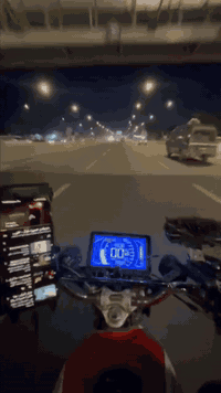 مكينه 200CC ضاغطه وزنجيل انسه شي اسمه رجه اووصوت 
منضومه زنون اليل نهار 
شاشه تاب بلاد شاحنه موبايل 
تايرات جوبلس 
ارقام انكليزي وسنويه ل2030 بسمي
نكره سلف بكل وقت ترايك 140 محافظات 
سعرها 1500 وبلعافيه علياخذه للمعلومه عد لوكيل لرقم بملونين واني مستعجل علبيع دراجه مال جناي مكاني نجف حي الميلاد رقمي ‭0789 039 7250‬ وبي واتساب رجاء التفاصيل كلها مكتوبه
