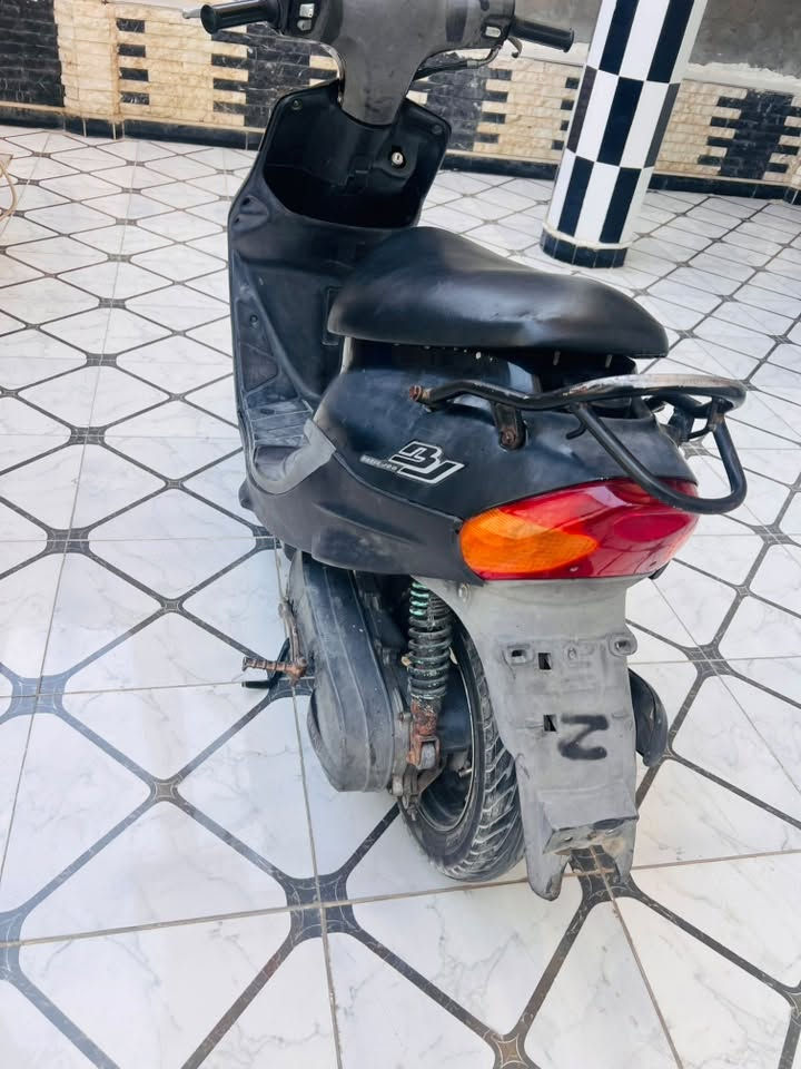 350 وبيها مجال مستعجل
مفتوحه كهربائيات شغاله
***********
