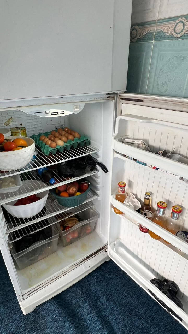 سلام عليكم
ثلاجة مستعملة للبيع تواجد الحمزة شغاله مابيها اي عطل


**إذا كنت صاحب هذا الإعلان وتريد حذفه لأي سبب، رجاءا أرسل رسالة إلى الدعم الفني**