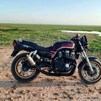 بطح • هوندا • سي بي ٧٥٠