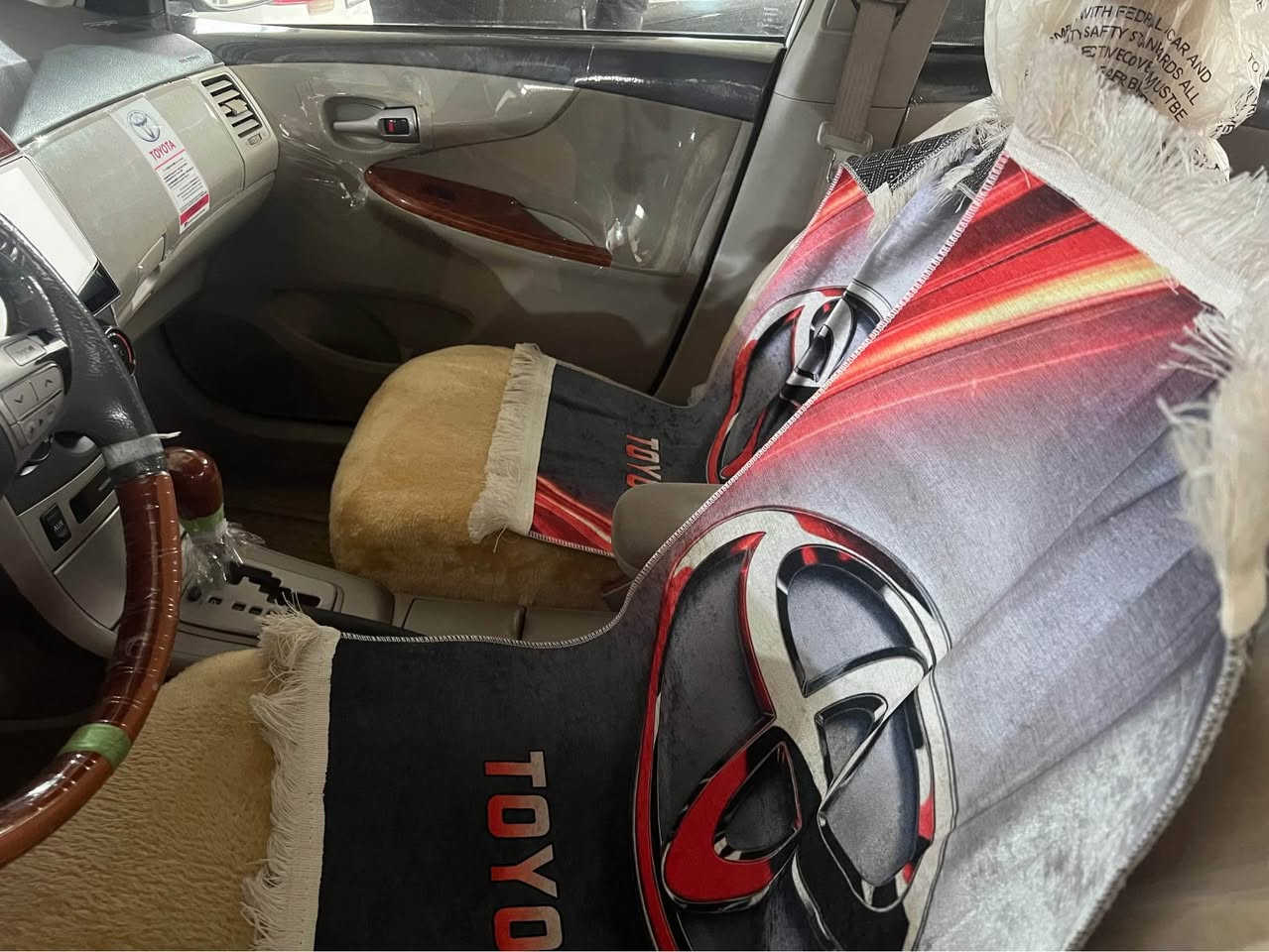 تویتا کرولا  فولل مواسفات  نمونەیە لە جوانیا ماڵی دۆستە گێڕو مەکینە  کارەباییات هەموی  بێ عەیبە هیچی پێوە نییە  …
2013
155 مجال .. شمشمل, السليمانية


**إذا كنت صاحب هذا الإعلان وتريد حذفه لأي سبب، رجاءا أرسل رسالة إلى الدعم الفني**