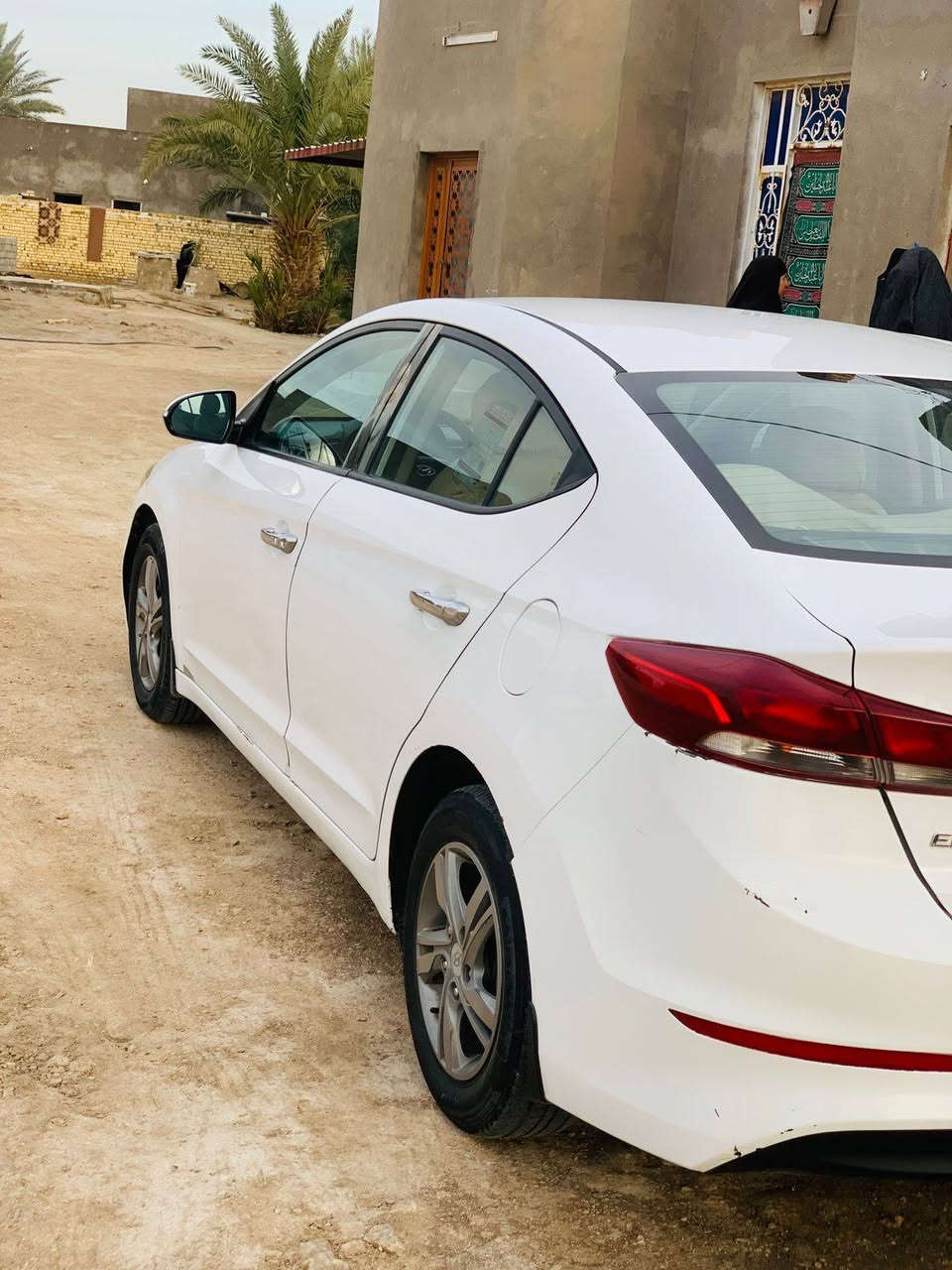 سلام عليكم النترا 17 خليجي رقم مثنى بسمي نكليزي مداور ثاني يوم مكفوله من الفتح والتبديل كير حداديه تبريد شرط السعر 125 وبيه مجال *********** مكان سماوه ال عبس
