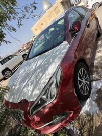 سوناتا16 بيها قطعتين سياره جاهزه باسمنه تحويل ثاني يوم  110 وبيها مجال...