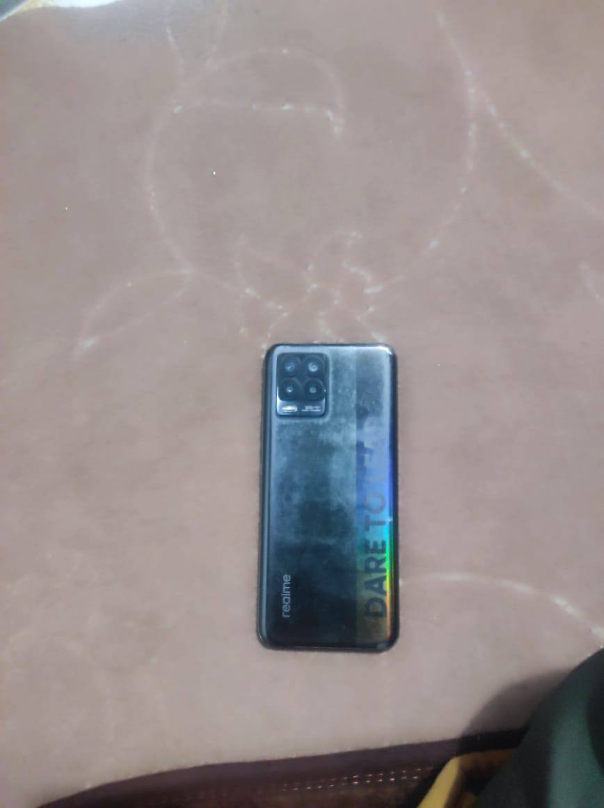 سلام عليكم موبايل ريلمي،8 داكره،128 نضيف،مامفتوح،سعر 100بي مجال قليل رقم *********** مكاني،بيجي جريش
