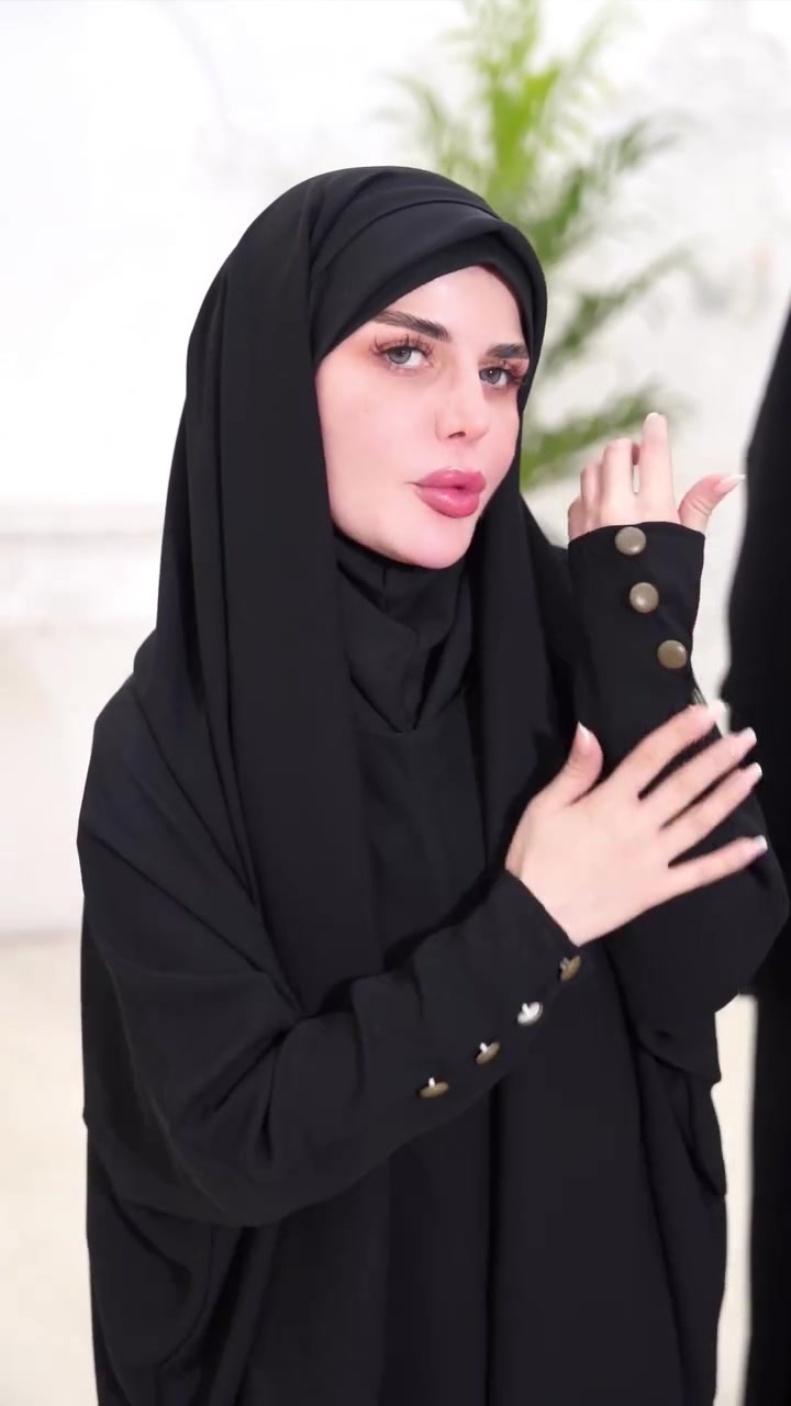 عباية أم الشال... عنوان الهيبة والرقي ✨
إذا تحبين الإطلالة الراقية والعملية بنفس الوقت، فاختيارج يبدأ من هنا. 🤍
تفاصيل فخمة، قماش فاخر، ولمسة أناقة تخلي حضورج يلفت الأنظار بكل مناسبة.
💫 لأن الأناقة موضة... والفخامة أسلوب.
📩 راسلينا للحجز والاستفسار، والكميات محدودة.


**إذا كنت صاحب هذا الإعلان وتريد حذفه لأي سبب، رجاءا أرسل رسالة إلى الدعم الفني**