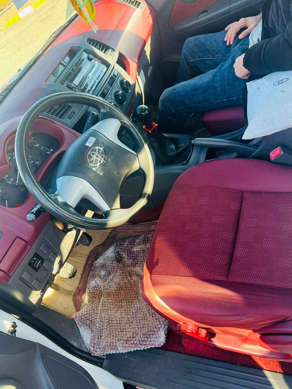 تۆیۆتا مەرزیەی ٢٠١٢ 
مانگی ٧ 
پارچە ڕەش لەسەرساغی
سەیارەکە نمونەیە لە جوانی و پاکی

١٢٠ هەزار حەقیقی ڕۆیشتووە لۆک لۆکە
هەموو شتێکی بەشەرت

سەنەوی تازەیە تا ٢٠٣٠
گێڕ و مەکینە و هەموو شتێکی بەشەرت

0750-121-0368
0772-527-2020
——————————
—————————— رانية, السليمانية


**إذا كنت صاحب هذا الإعلان وتريد حذفه لأي سبب، رجاءا أرسل رسالة إلى الدعم الفني**