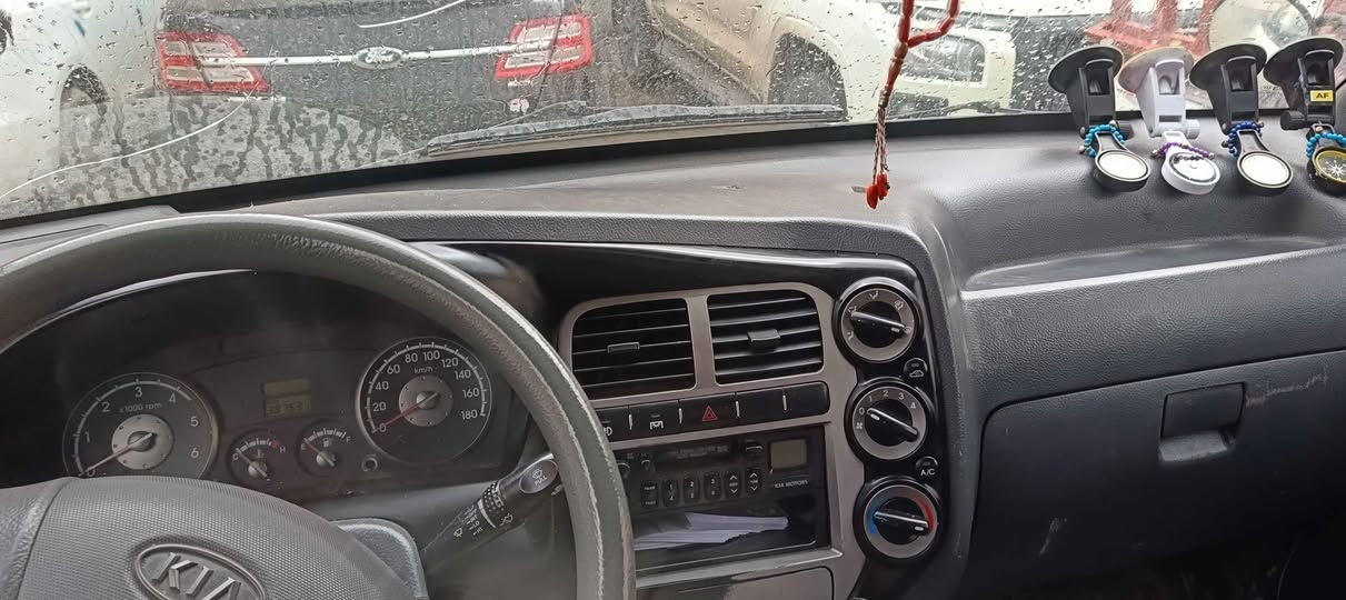 كيا2008براوه مه كينه 3000كاره بايي هه موكياني به شه رت ته بريت ساردوكه رم بريكي به سراوه سعري 57كه لاو معامه له شوين سليماني *********** السليمانية, العراق
