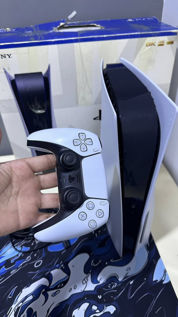 بلي 5 فات للبيع ويا كامل ملحقات جهاز نضافته %99 مامفتوح سعره 550 ومتوفر توصيل لكل محفظات العراق


**إذا كنت صاحب هذا الإعلان وتريد حذفه لأي سبب، رجاءا أرسل رسالة إلى الدعم الفني**