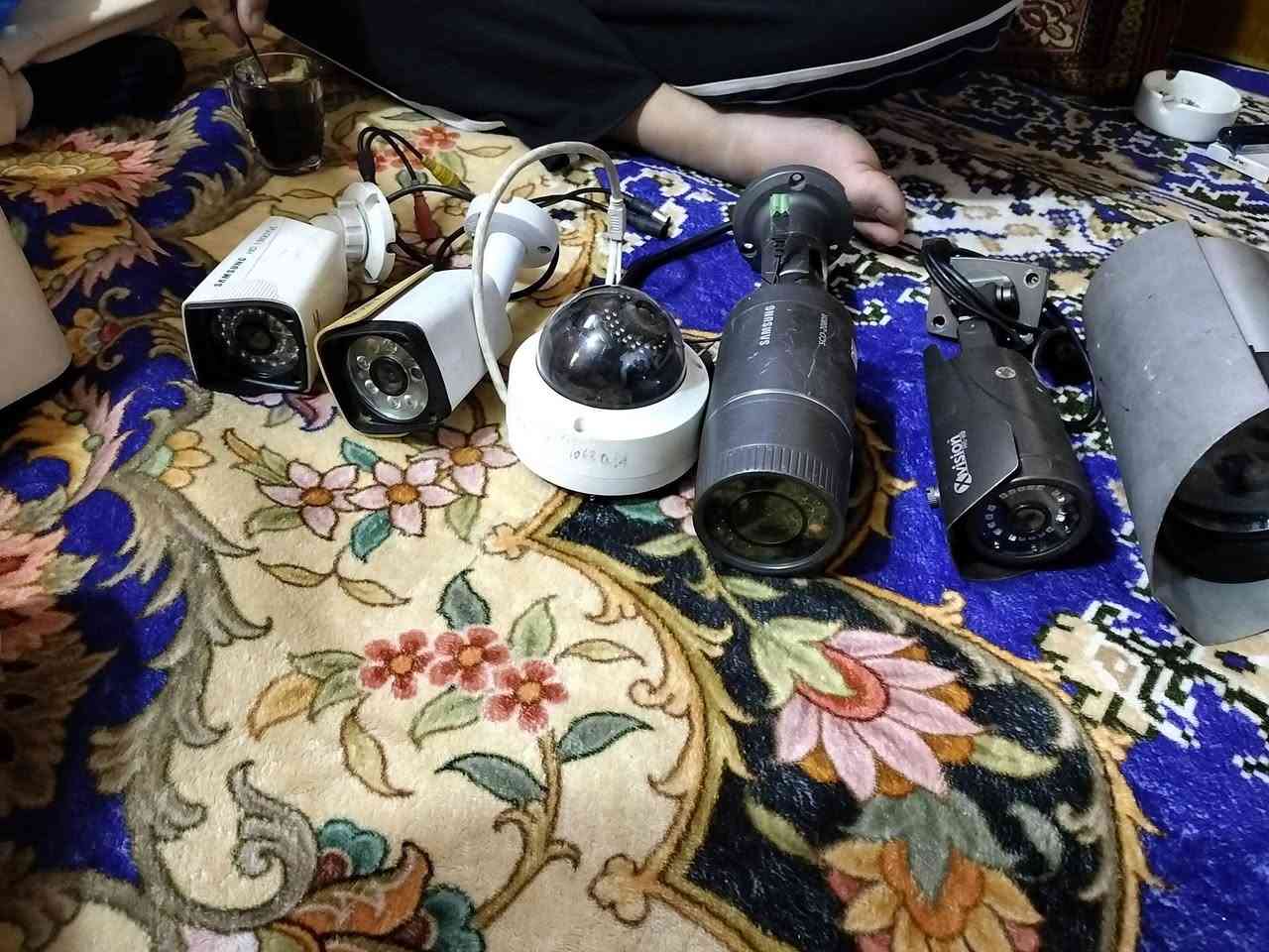 سلام عليكم
كامرات شغاله قيم وخذ السعر يمك
***********
