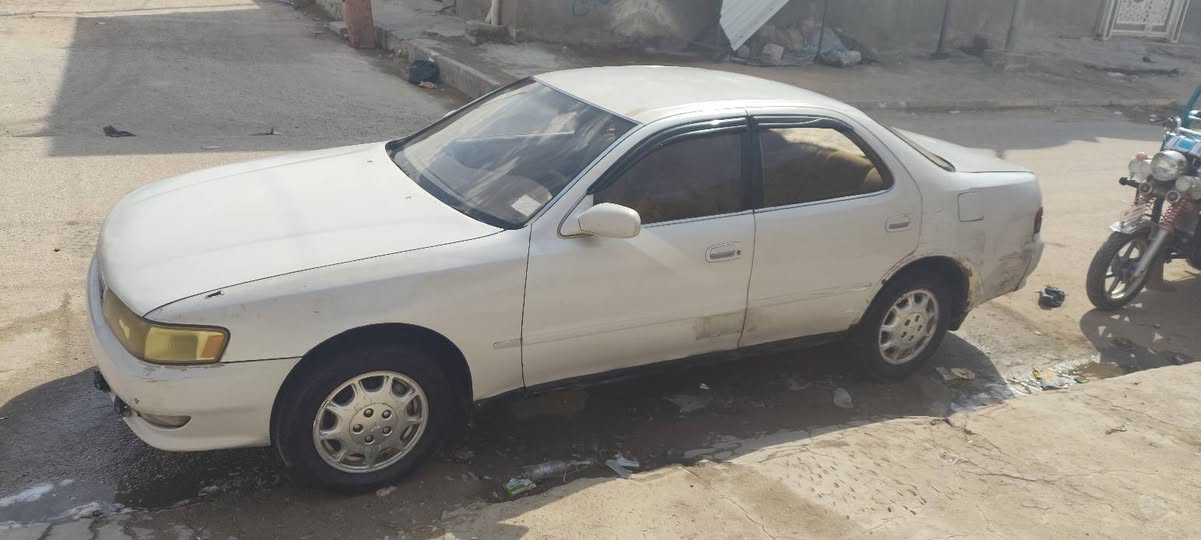 سياره موديل 93 كرسته اللون لؤلؤلي
مكلف بالنشر***********
رقم البصرة 
40 بيه مجال
عنوان ناصرية
