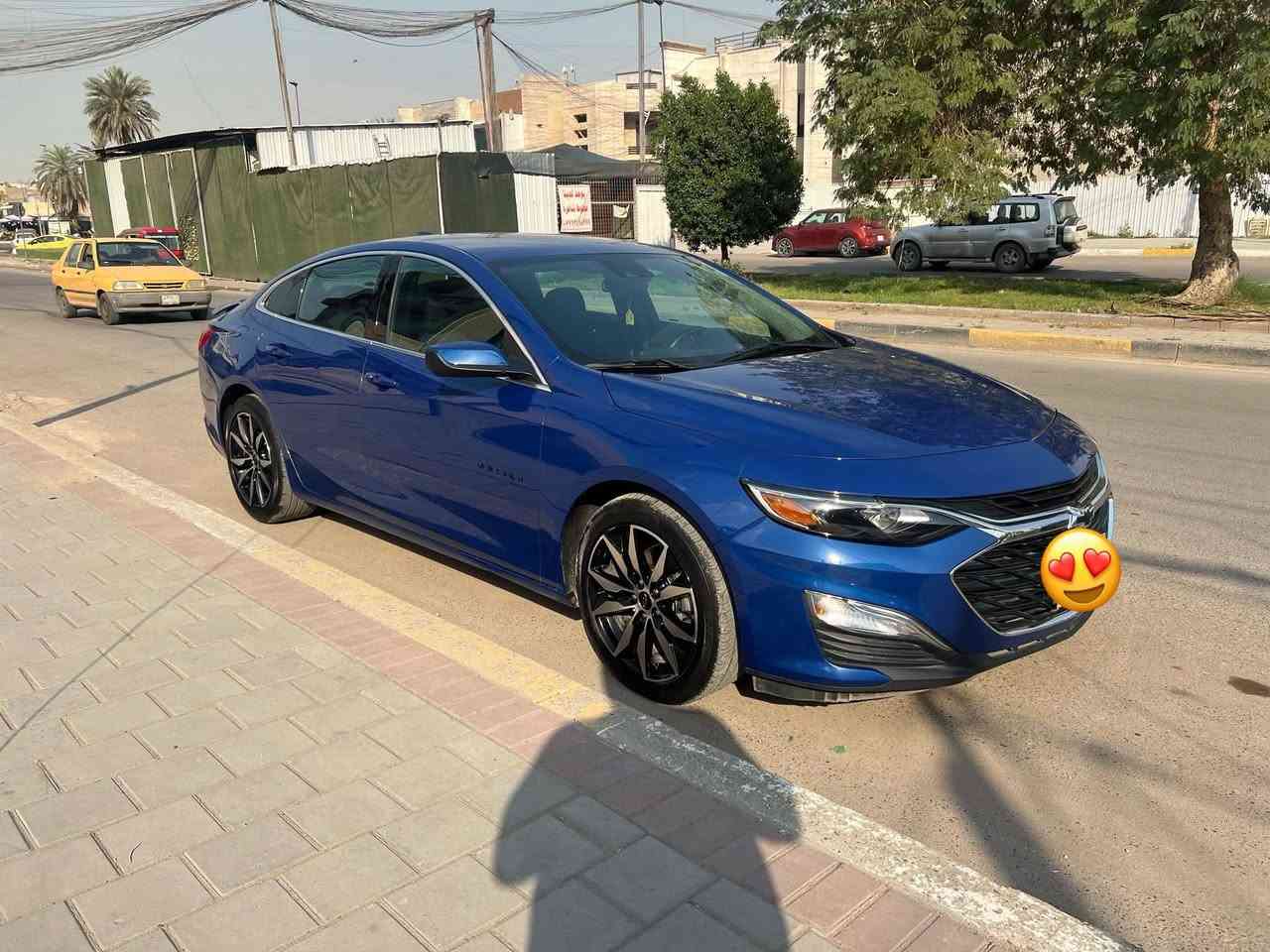 ماليبو RS موديل 2023

وارد امريكي السيارة ضررهة باب السايق فقط مبدل ومصبوغ طاك ايرباك برده فقط وراجع سستم شغال 

لون السياره ازرق بحري مميز 

محرك السياره 1.5 تيربو 

ممشى السياره 23 الف ميل 
 
مواصفات 
بصمة تشغيل عن بعد لايتات للد رادار امامي وجانبي كشن السايق كهرباء كاميرا خلقيه توقف ذاتي ويل 18 رياضي سبايدر بلادي ابل كاربلي اندرويد اوتو 

السياره بحالة جيدة جدا جديدة السياره 
بدون دواخل بدون لغود بدون شواصي سيارة جاهزة من كلشي تشغل وتطلع 

رقم السيارة اربيل باسمي 
مكان السياره بغداد شارع فلسطين

السعر واستفسار علرقم 
‏ ‭0773 738 0286‬
