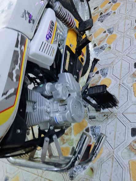 َ

َللبيع سيفان موديل 25 شاشه ايباد + سماعه بلوتوث + صلصنه كاتم. 

ََ

دراجه مكفوله كفاله عامه شرط النضافه مكينه 150c شلعه ومعدل دراجه بعده زيرو ما ناقصه اي شيء. 

َ

السعر ب860 الف وبيه مجال. 🔥

َ

العنـوان (ديالى/ الخالص/تقاطع جيزاني الجول). 

َ

الشـراي يتصـل ( ***********).
