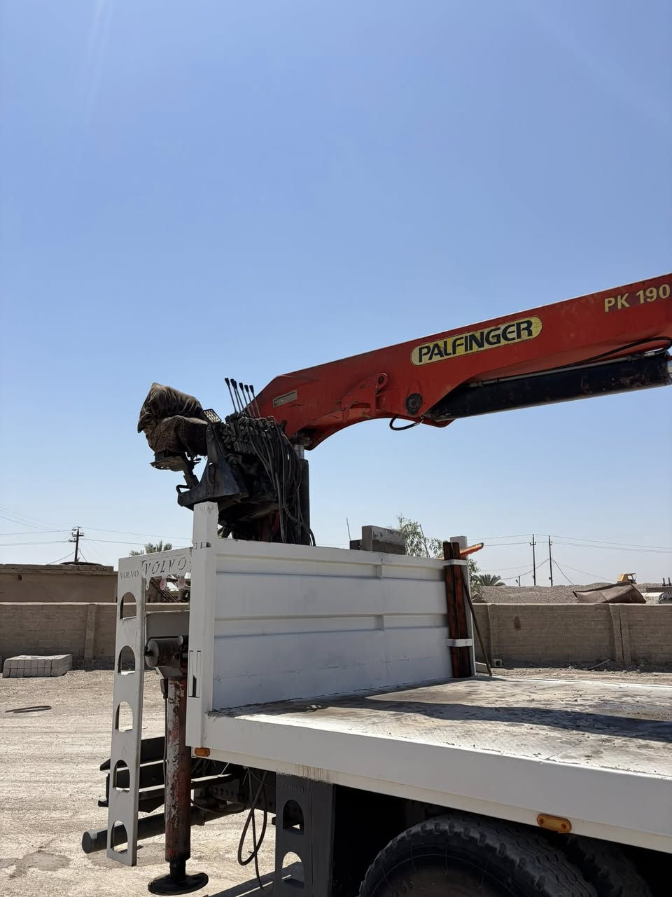 للبيع كرين فالفو FM
سعر 360$ للأستفسار *********** الي مو شراي لا يتصل رجاآ  فالفو كرين موديل 2003 حجم محرك 420 سحال دبل تاير بلادي كير 3*3 رقم أربيل كرين بافنكر PK19000L ليفر عادي سلايتين ميته
