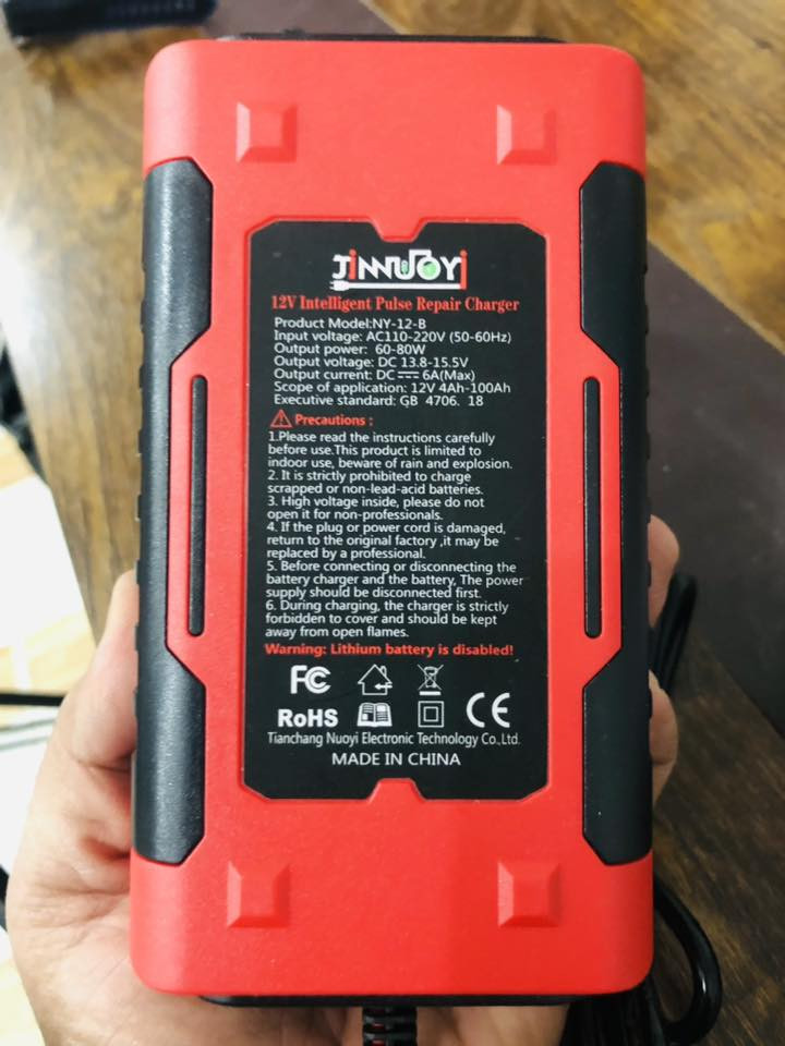 شاحن بطارية ١٢ فولت
٦ امبير 
يشحن دراجة وسيارة 
الي يحتاجه يراسلني ويدلل


**إذا كنت صاحب هذا الإعلان وتريد حذفه لأي سبب، رجاءا أرسل رسالة إلى الدعم الفني**