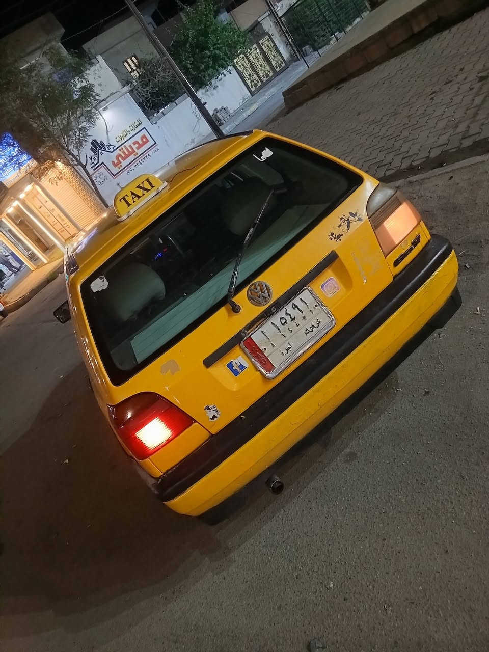 سلام عليكم هذا السياره للبيع او مراوسه اللي يريد يتصل على هذا الرقم                             ***********
