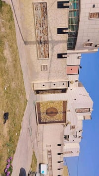 يوجد بيت للبيع مساحه400جاهز من كلشي من طاقه شمسيه يحتوي على 3غرغ. وستق...