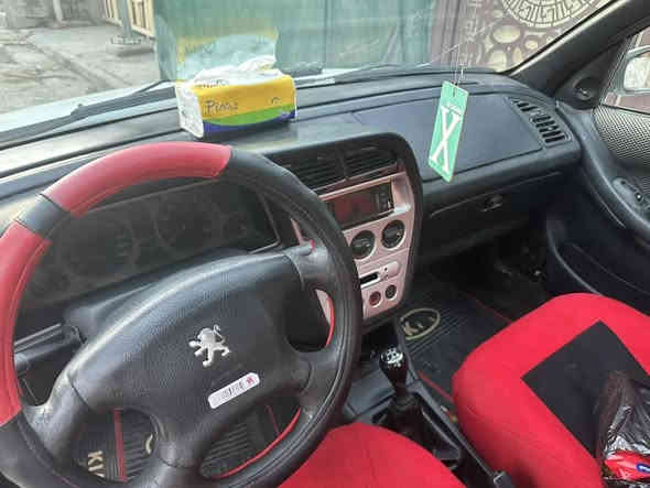 بيجو فرنسي ٣٠٦ موديل ٢٠٠١ بسمي رقم جديد تحويل ثاني يوم مصبوغه حزام قماره بلاديه 
محرك كير مكفول تبريد ثلج ضربته جاملغ خلفي ومعمر  
عنوان بغداد زعفرانيه رقمي ***********
