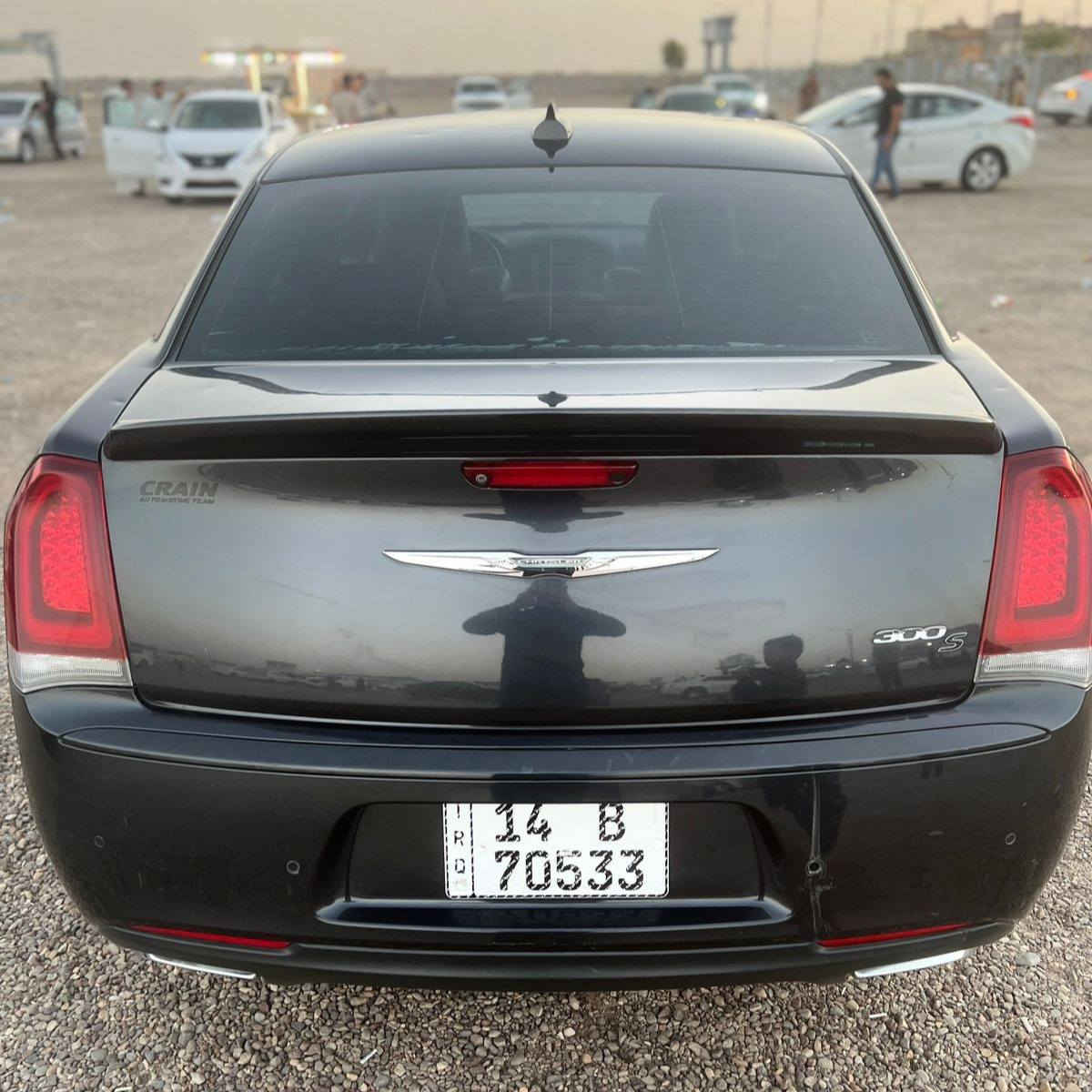 كرايسلر اوباما S300 
موديل 2018
دخول جديد ( كتاب ضباط ) بأسمي تحويل مباشر 
رقم بصرة دولي 
مواصفات ال S فوول مواصفات 
صور الحادث مرفقة بالمنشور 
مكان السيارة البصرة 
رقم صاحب السيارة ‭0780 972 5907
