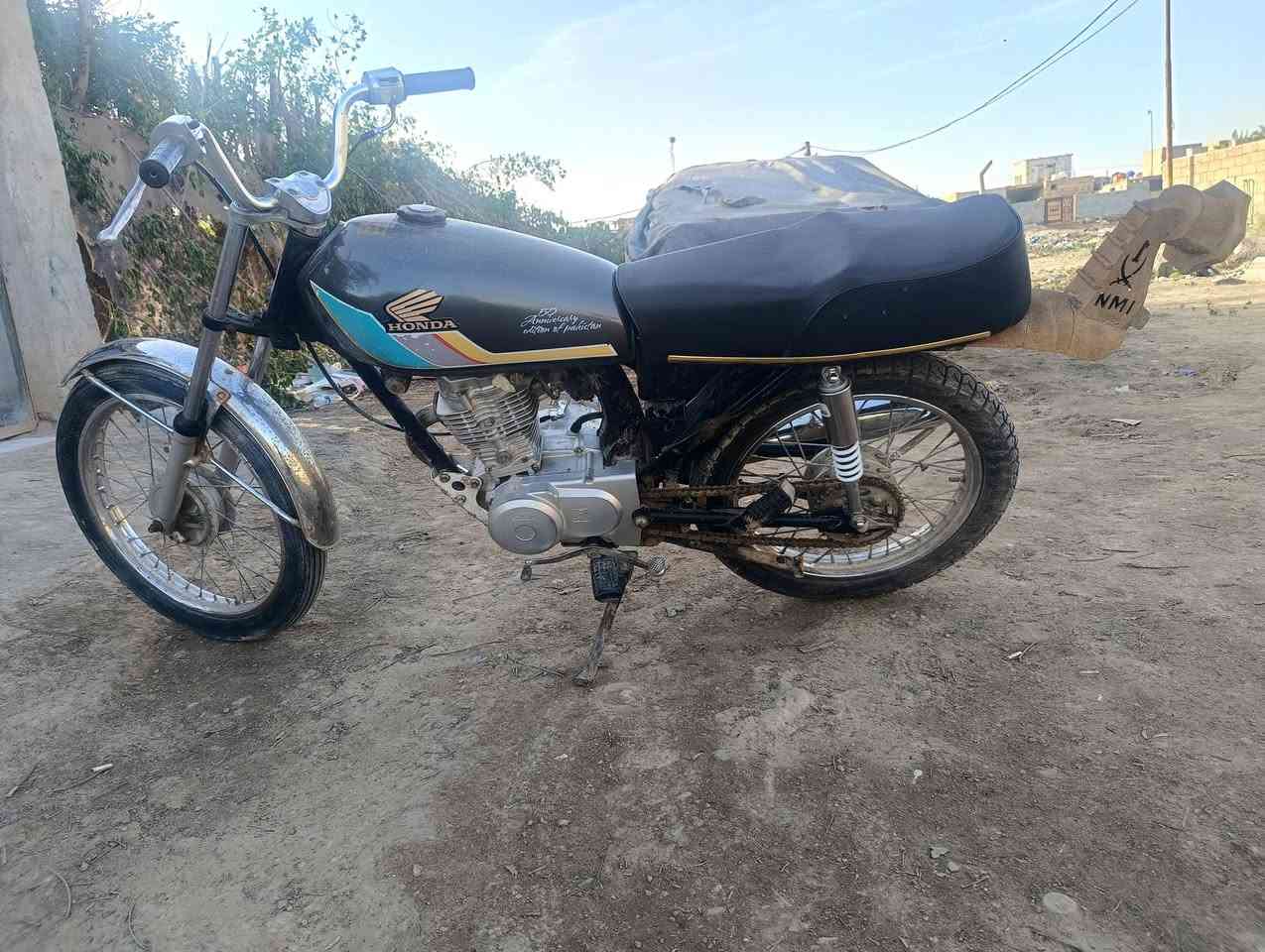 نامه اوربي موديل 21 اوراق اصولي .. 

عارضه ب 550 وبيه مجال بسيط مكاني ديوانيه . 

***********
