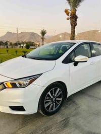 فيرسا SV • ٢٠٢٠ • ٦١١٨٠ كم