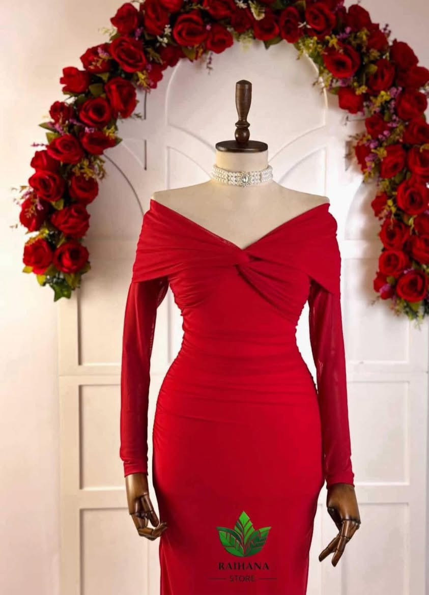 فستان عيد الحب ❤️فستاني يجنن بلبس بنات لبسته ساعتين وكلش جديد للبيع 
القياس ميديم يلبس وسمول


**إذا كنت صاحب هذا الإعلان وتريد حذفه لأي سبب، رجاءا أرسل رسالة إلى الدعم الفني**