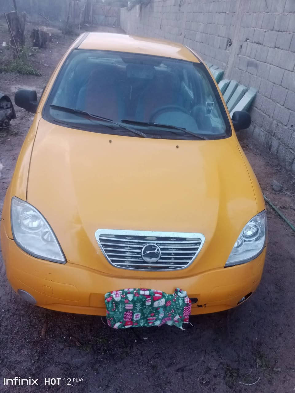 السلام عليكم طيبة موديل 2018 غاز بنزين سيارة بوضع الشركة فقط هلال واحد بي تعمير الباقي مكفول من البارد والصبغ سيارة جاهزة من كلشي ما تصرف عليهة فلس مكينة كير حدادية تخم تاير ترايك لاربيل رقم بصرة موجدة بالبصرة للاستفسار اكثر *********** او الرقم *********** سعرهة 40 ورقة
