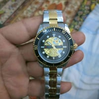 ساعة جديدة • للبيع • تواصل خاص