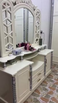 غرفة نوم • مستعملة شوية