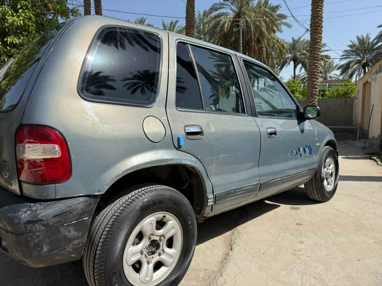 السلام عليكم
سبورتج موديل 1993

مكينه وكير بالجيس مكينه شادها قبل يومين كلشي بيها بلادي

كهربائيات كلها شغاله

تبريد    ثلج

تخم تاير جديد

للأستفسار (***********)

               (***********)

السعر    (45) وبيها مجال

العنوان   (بابل  _الحمزه الغربي قرب معمل السكر) 

مداور ثاني يوم

سياره مكفوله من كلشي

رقم بغداد
