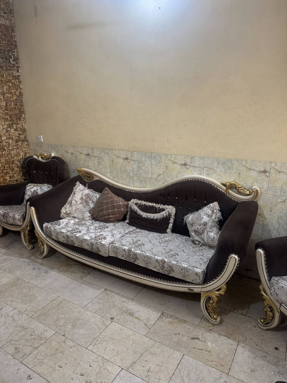 السلام عليكم قنفات تركي  خشب زان *********** ابو احمد
