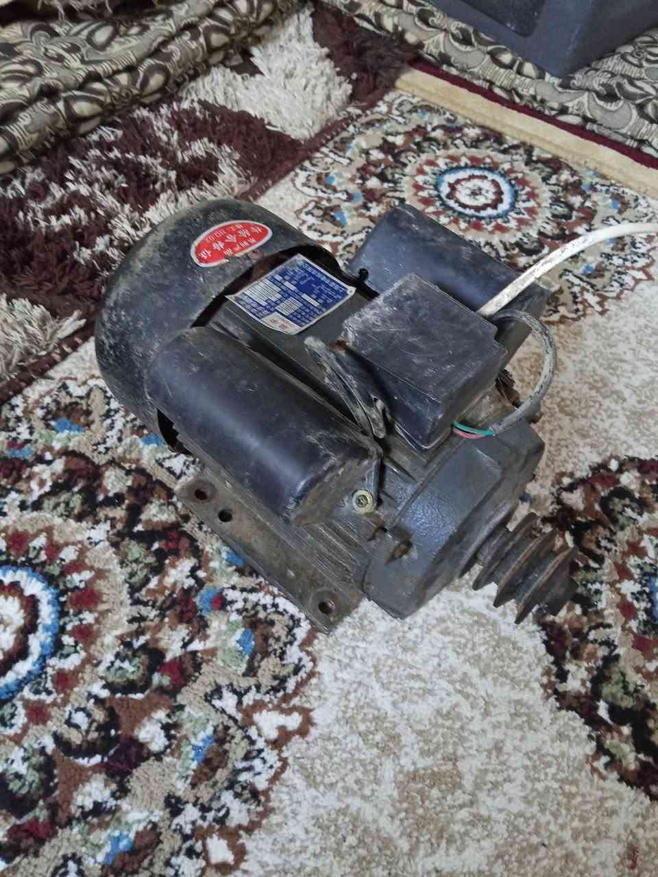 ماطور دينمة السعر 60الف شرط التشغيل 
رقم الهاتف ***********
