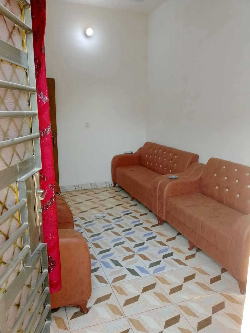 بيت 75متر محموديه حي بدر للبيع طابق واحد جاهز ***********
