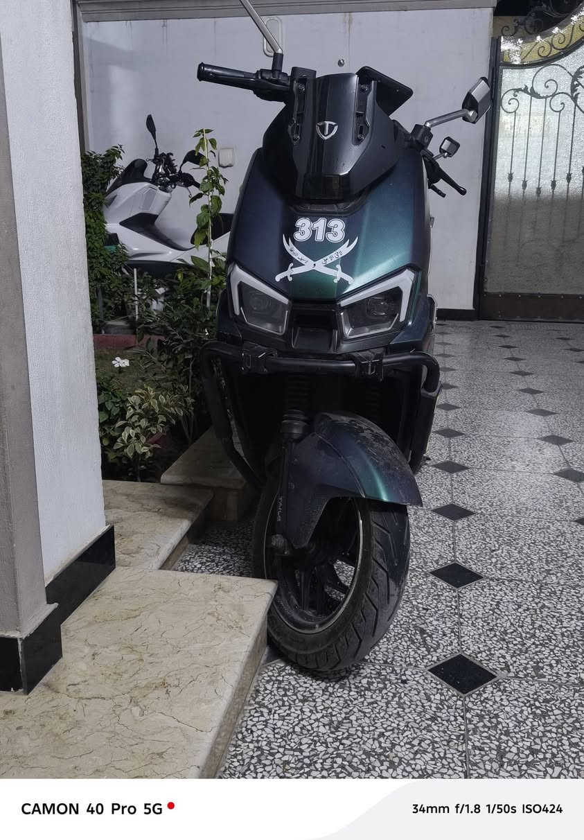 السلام عليكم 
دراجه شحن الريان ساعقه 
ملف 2000S باتري مسطره 35امبير
عنوان بغداد الحبيبيه ***********
