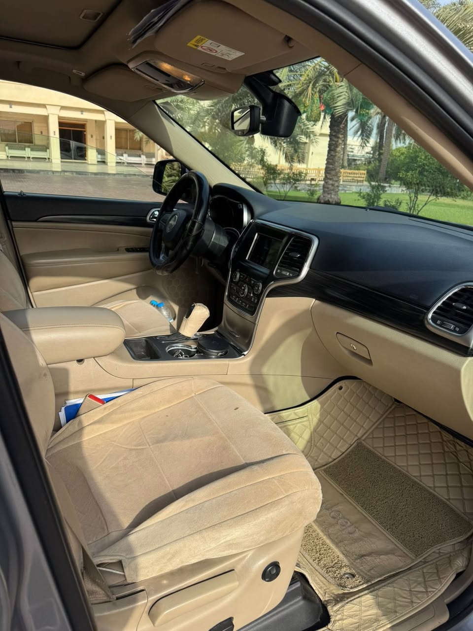 مساء الخير 
جيب خليجي لاريدو 
موديل19 رقم بغداد الدولي
عداد المسافة المقطوعة195 الف 
السيارة جديدة جدآ الصور تحكم
تشغيل عن بعد ريمونت كونترول 
محرك 3600
فتحه سقف 
جلد كشنات 
تحكم أستيرن فول تتحكم
مرأة ترحيب عند الاقتراب ضوئية شفط
تخم تاير جديد كوري
شاشة بلازما أندرويد
لايت زنون بلاد لدات
زراك لايت موشن
زجاج دبل جام 
 حساسات دعاميات خلفي أمامي
يدات نيكل بصمات 
بيها بارد جامرلغ ايمن وثاني هم بي شويه 
237وبيها مجال بسيط 
مكانها بغداد راشديه 
***********
