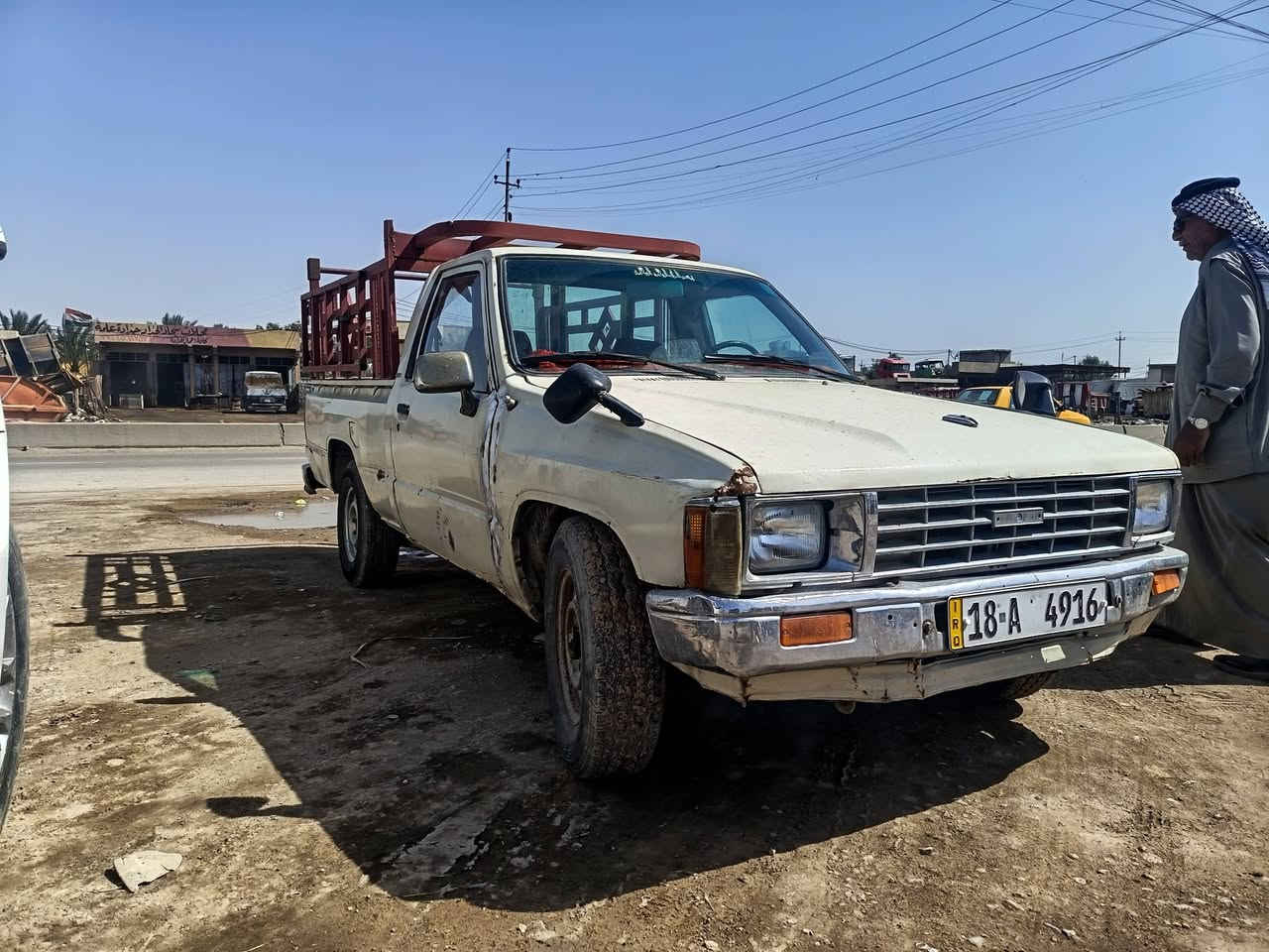 السلام عليكم بيكم تيوته نضيفه محرك تيواي بسم والدي مديل 85 مكان السياره بغداد مدينه
***********قطاع 7
