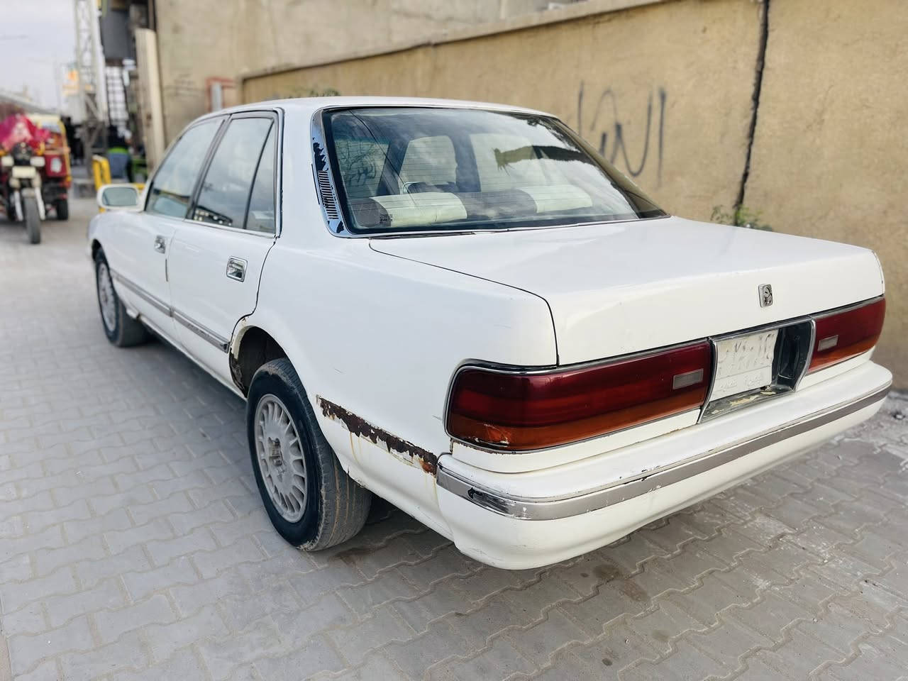 تويوتا كروسيدا 1994 ايسر بلاد
رقم بصره ب اسمي سنويه لل28 
محرك ونجي بي صوت بيرن بكن 
دواخل حلوه نضيفه 
تايرات انضاف صار فتره قليله من شادهن 
انطيك منضومه مال تبريد نضيفه وتخبل بس تشد 
بيه شوي خياس بلبدي بلدواير و الجاملغات الاماميه والباب الي ورا العبري 
يرادله ترتيب كهربائيات ترتيب بسيط انا توني عايد الضفيره الرئيسيه بس اكو امور بسيطه يرادله ترتيب مثل الايت الهورن هيج امور 
رقم بصره مشروع وطني تاخذه كبل تحول 
سعره 35 وبيه مجال 
للتواصل *********** 
عنوان بصره
