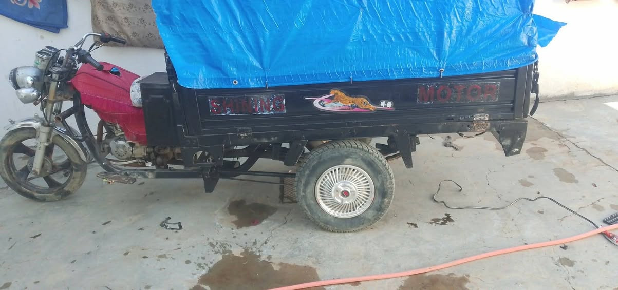 ستوته للبيع موديل 16 ومحرك 200مكاني بل حويجه سعره 850وبي مجال ***********
