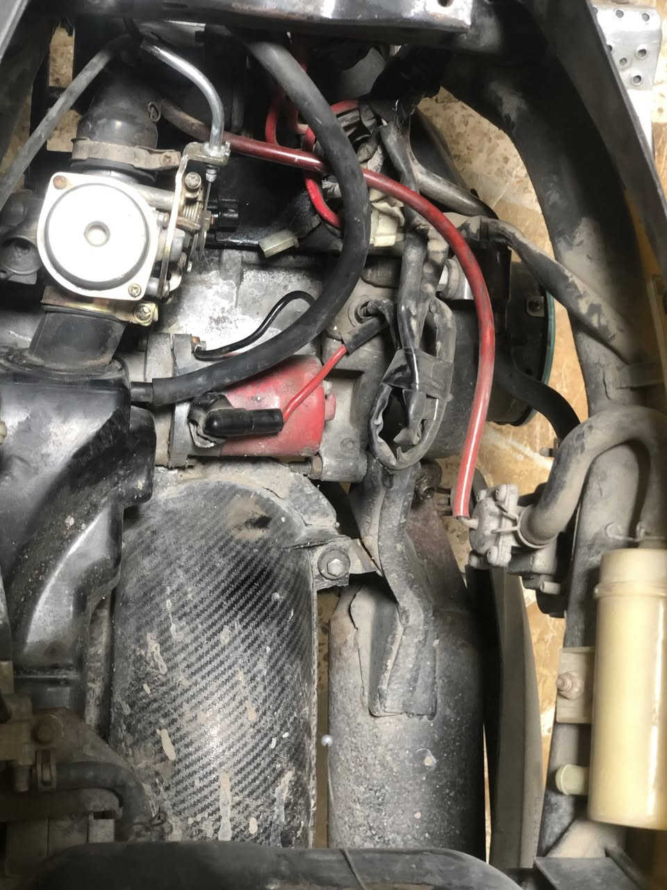 سلام عليكم دراجه ماكس عدله سرعه120لون اصفر   بوشه 49 دراجه نضيفه وكلشي بيها شغال ماعده الهندر ناقصها  يده مال هندر دراجه امبدل بيها بوشه وبستم بس وصار سنه من بدلت البوشه سعر دراجه 550 وبيها مجال  مكاني الفلوجه شارع الشركه رقم الهاتف ***********
