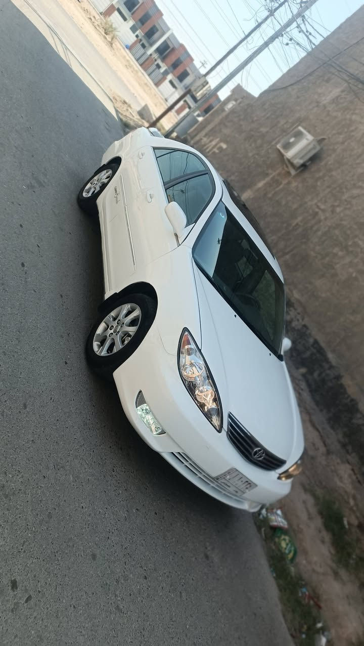 السلام عليكم   
اللهم صل على محمد وال محمد  

 مTOYOTA كامري 2006
  
   شرط التحويل رقم بغداد مشروع وطني 
 
محرك 6   فول كراند 
    
 
بيها رش كم قطعه ابيعك حزام 
 صدرها جديد 

كهربائيات كلها شغاله
  محرك مال كصه لوك جديد 
 
 باتري جديد  اصلي 
  تبريد بيانو منضومه كلها ع البلاد تبريدها ثلاجه قطعتين تبريد 
تدفئه شغاله 
تخم تاير  
سنتر لوك  السياره 
سلايت روف 
برده خلفيه 
كشنات كهرباء
تحكمات ستيرن مثبت سرعه 

حتى مسجلها البلادي 
    
تجي تفحص وتقتنع واني حاضر ماكو عمله بالتلفون اخوان 
        
العنوان الانبار الفلوجه 
 …السعر 88
بدون مراوس بدون اقساط بيع نقد فقط 
 الشراي يتصل📞 وحياكم الله  اخوتي‏
***********
***********
