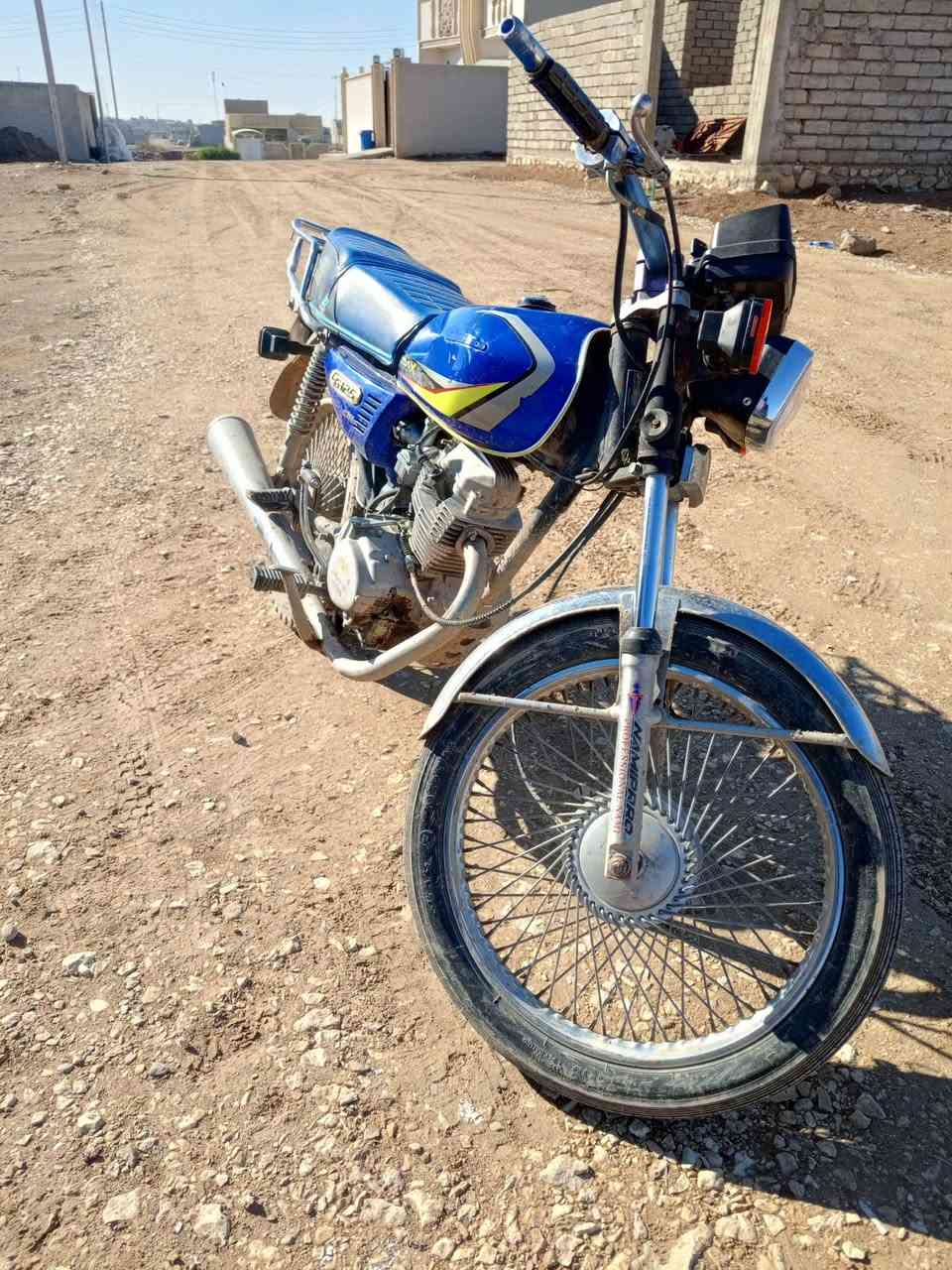 للبيع عيتاني باب اول كلشي شغال
السعر 375 بي مجال ***********
