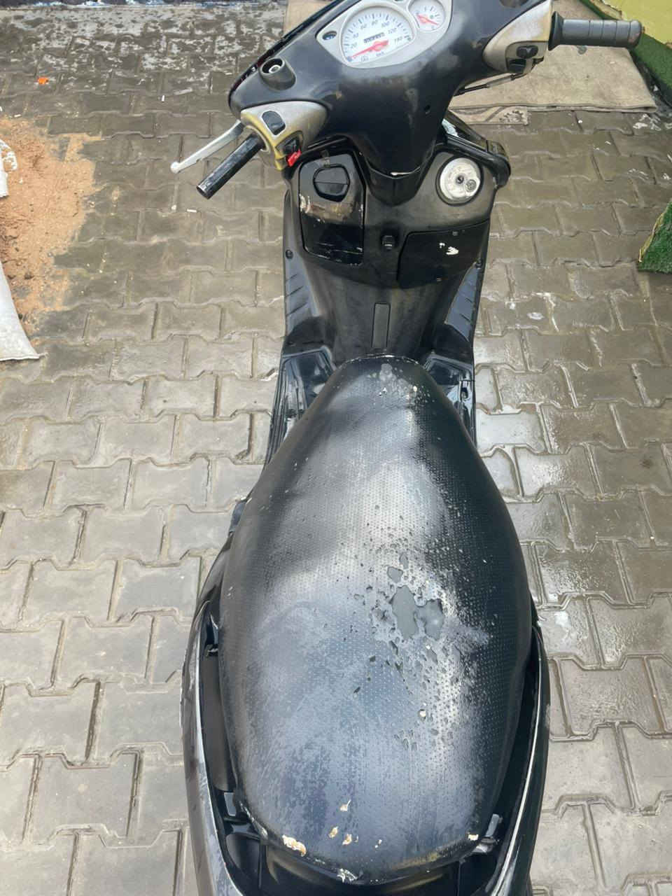 دراجه سكنس نثيه 140 للبيع دراجه خير من الله نكره سلف بي وقت كلشي ما يحتاجلهه مكينته ما ملعوب بيه كلشي بلادي السعر 370 وبيها مجال مكاني بل شعب تواصل واتساب و متواجد فيس ***********
