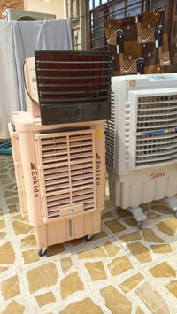 مبردات جدد ثنينهم مامستعملات شي قليل اثنينهم ب 300الف مكاني حي الصحه أ...