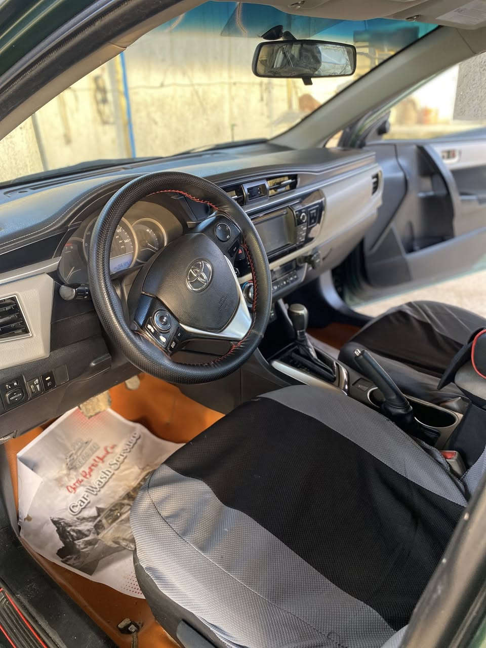 السلام عليكم 
كورلا موديل 2014

كير مكينة مكفول

بيها ضرر جاملغ وبنيد وجاملغ خلفي بي كلير بدون دواخل السعر 120 وبيها مجال 

الرقم ***********
