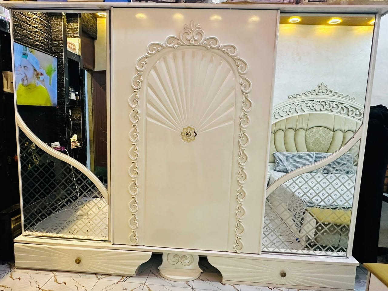 غرفه جديده مابيها اضرار 6قطع
عنوان بغداد حي اور الاكبر وغزلان 
سعر 500بيها مجال


**إذا كنت صاحب هذا الإعلان وتريد حذفه لأي سبب، رجاءا أرسل رسالة إلى الدعم الفني**