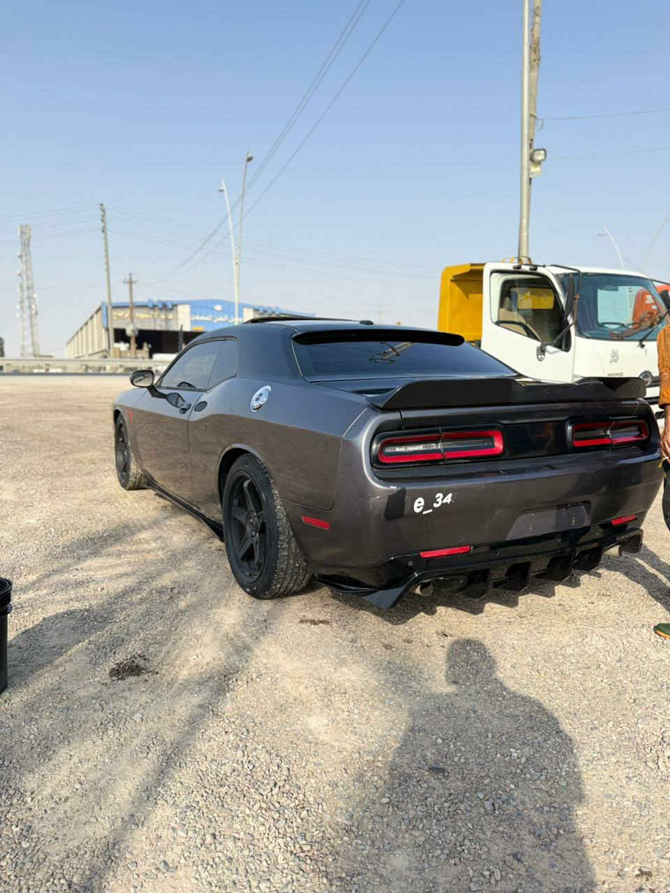 للبيع دوج جالنجر  موديل 2013 RT
محدثة 2020 فول مواصفات 
 مكينه وكير مكفولات 
تبريد شغال 
تدفئه بلكشنات
تندة كشف
شفتات تحكم 
صوت طلقات فدشي 
 القرفة نضافه فول
كهربائيات كله جديد 
حداديه ستوني مبدله جديده
تحويل ثاني يوم  
مكاني البصرة

ضربته تكمه فقط  ما بيه اي  ضربه
سعر ب120 وبيه مجال قليل  
***********
