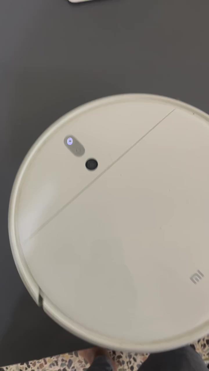 mi مكنسه روبوت شاومي
نضافه ٩٠٪؜ مستخدمه مال امزون 
السعر قيم بما يرضي الله واخذ


**إذا كنت صاحب هذا الإعلان وتريد حذفه لأي سبب، رجاءا أرسل رسالة إلى الدعم الفني**