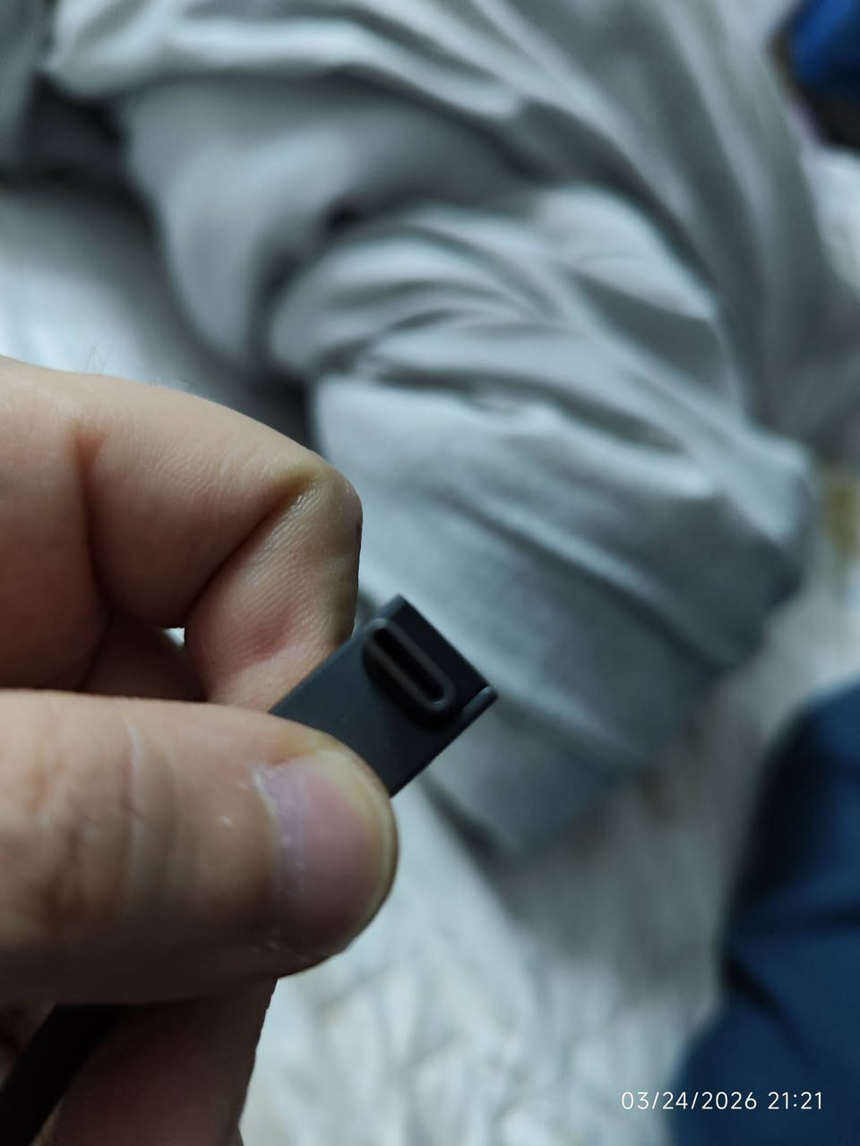 السلام عليكم ورحمة الله وبركاته
عندي هذا الادابتر شركة جوساك شغال على اجهزة 
ROG ALLY 
بكل انواعه لكن ليست نسسخة الاكسبوكس وممجربه على اللينوفو 
بدون باكاكيت مكاني كركوك وماعندي توصيل السعر 15 الف
التواصل على الرقم *********** وتساب 
بدون عملة رجاءا لان ممشتغل فقط مجربه والكارتون ماعرف وين ظامه
