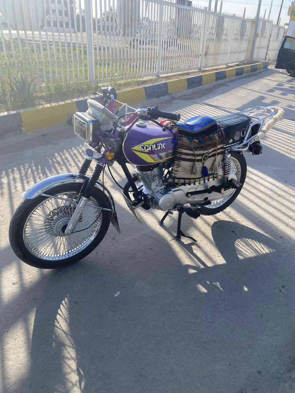 دراجه تايكر للبيع موديل 25 أربعه كير دراجه خير من الله شلعه ومعدل شك الكاع كهربائيات كامله أوراق كامله محرك ما مفتوح دراجه بعدهه زيرو السعر 750 وبيهه مجال مكاني ديالى كنعان  مراوس يرهم الستفسار ***********
