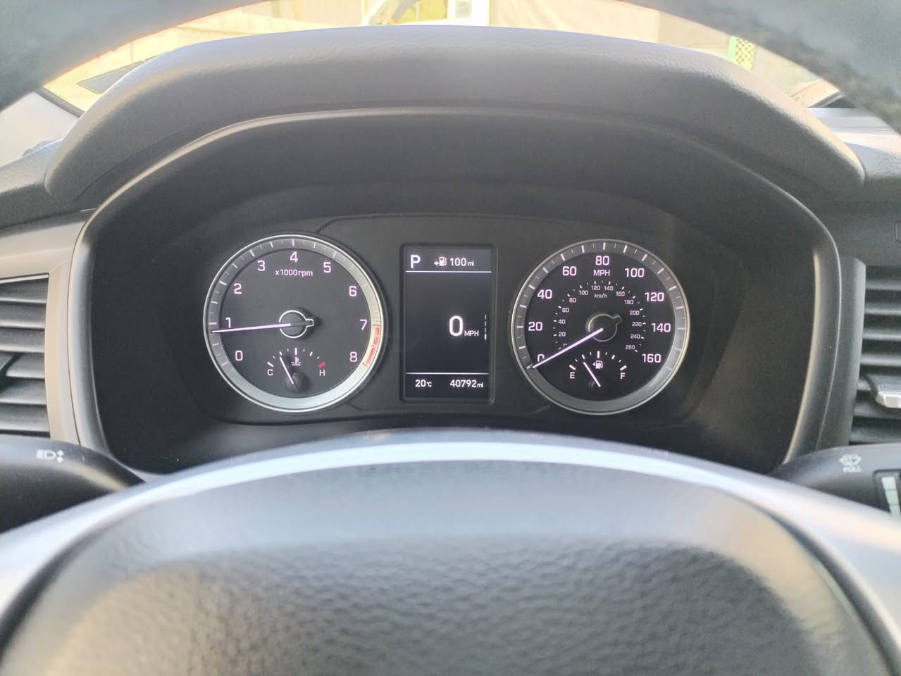 للبيع سوناتا 2019 وارد أمريكي ✅ 
لون ماروني 
وارد امريكي ( بنيد صبغ + جاملغ سايق بارد بدووووووون ايرباك )
ماشية 40 الف ميل قابل للزيادة
المواصفات لمتد بانوراما 
رادار امامي خلفي
كشن السايق كهرباء
كشنات تدفئة
استيرن تدفئة
اشاير بالمري
تحديد مسار
نظام اوتو هولد
سايد بريك بصمة
لايت زنون
داخل اوف وايت
فول تحكمات ستيرن
السيارة باسمي تحويل مباشر 
155$  بي مجال 
مكان السيارة بغداد القادسية 
رقم تلفون ***********
